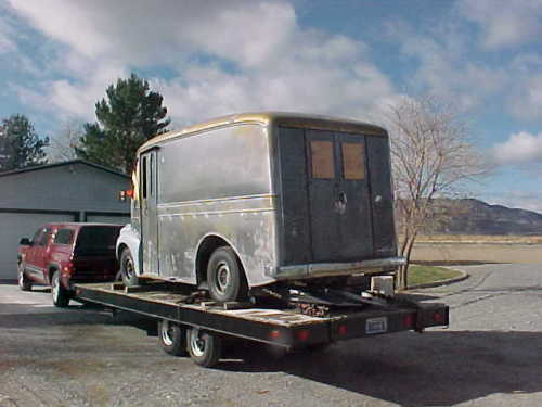 1942 Chevrolet DIVCO TWIN MILK DELIVERY TRUCK VERY COLLECTIBLE - photo 11