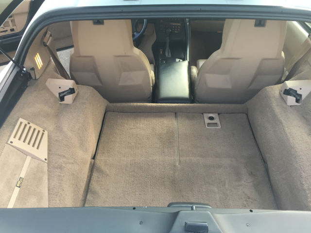 1992 Chevrolet Corvette Base Hatchback 2-Door - photo 7
