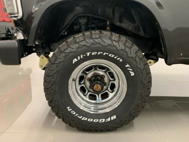 1988 Toyota Land Cruiser FJ62 - photo 12
