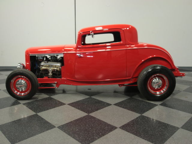 1932 Ford Coupe - photo 2
