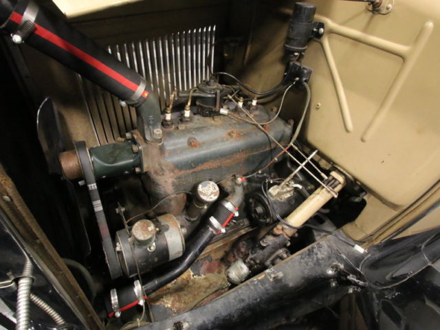 1930 Ford Model A Roadster - photo 4