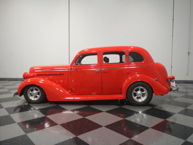 1936 Dodge Sedan - photo 3