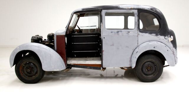1957 Austin FX30 - photo 2