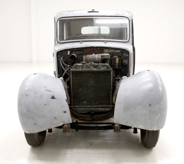1957 Austin FX30 - photo 7
