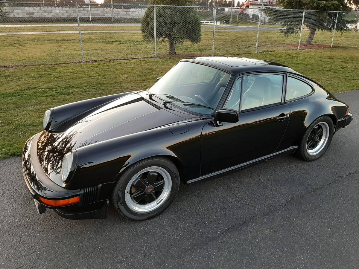 Pristene Concourse Example 100% Original 148 Pictures Walk Around Video Stunning 1980 Porsche 911 SC Concourse Condition Low Mile 2 Owner Excellent!
