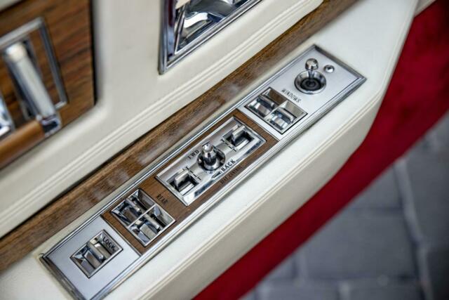 1985 Cadillac Eldorado CONVERTIBLE HIGHLY OPTIONED EXCEPTIONAL CONDITION - photo 10