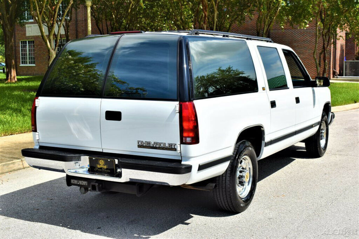 1994 Chevrolet Suburban - photo 6