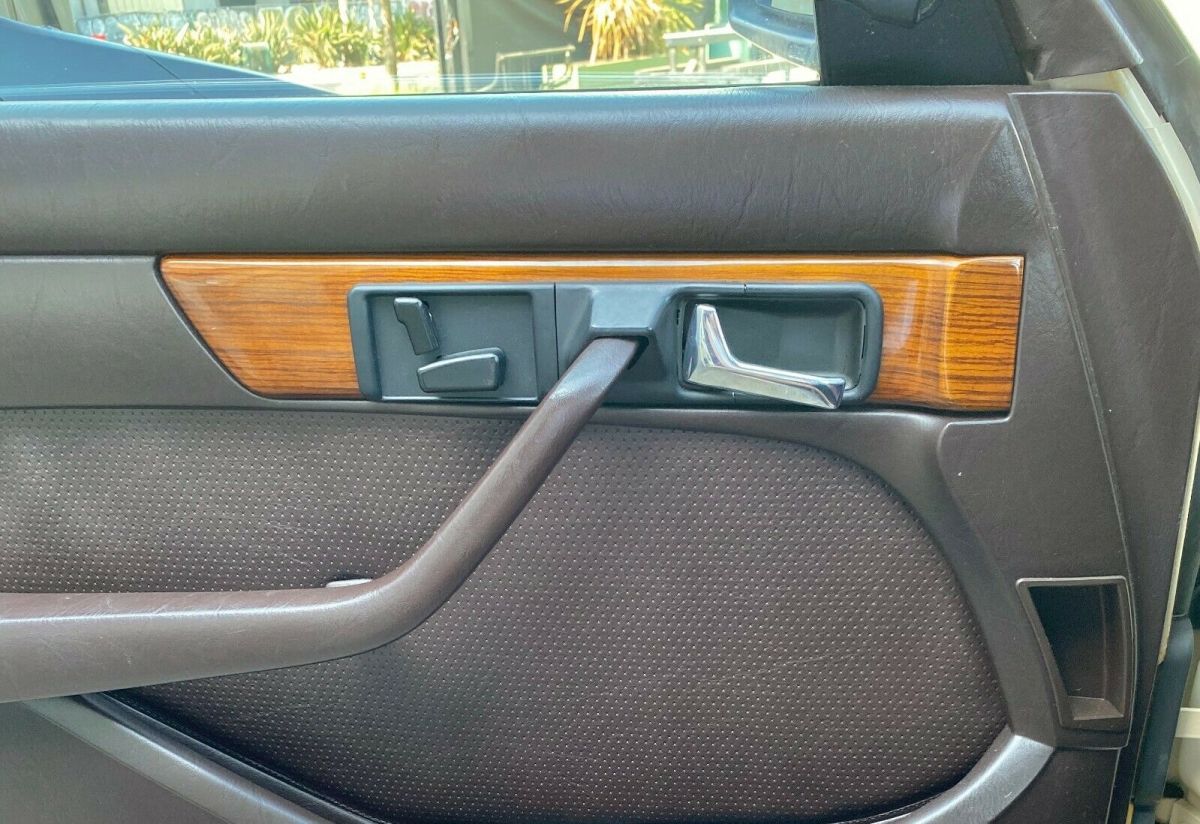 1981 Mercedes-Benz 300SD SD - photo 4