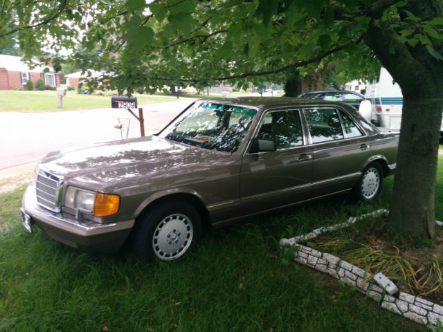 1989 Mercedes-Benz 400-Series 420SEL - photo 2