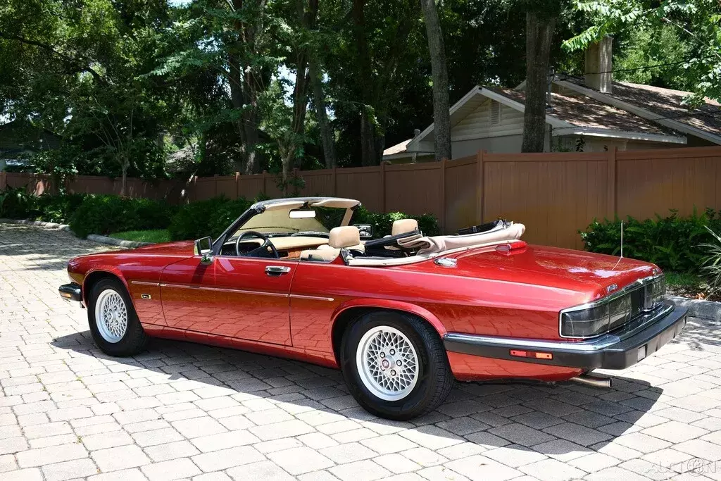 Pristine Original 1992 Jaguar XJS V12 Convertible Low Miles Must See 1992 Jaguar XJS V12 Automatic Clean Carfax 74k Actual Miles