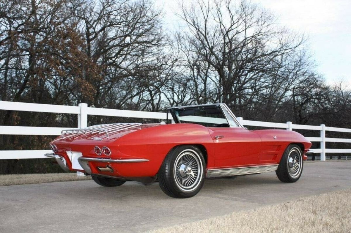 1963 Chevrolet Corvette - photo 3