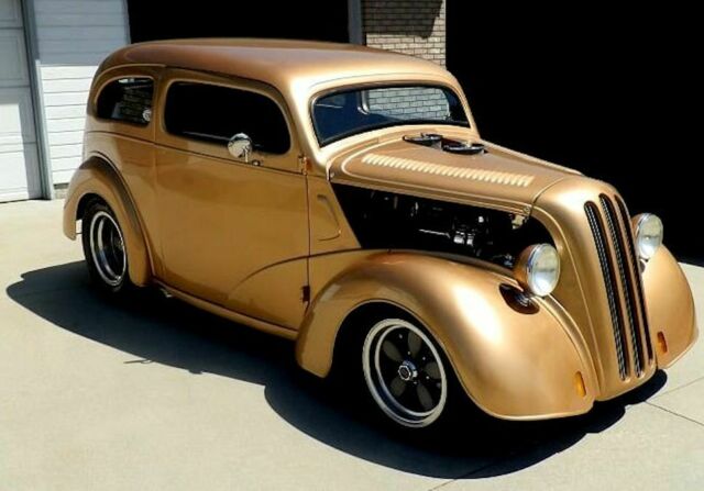 1948 Ford Anglia Pro Built Sedan Street Hot Rod - photo 2