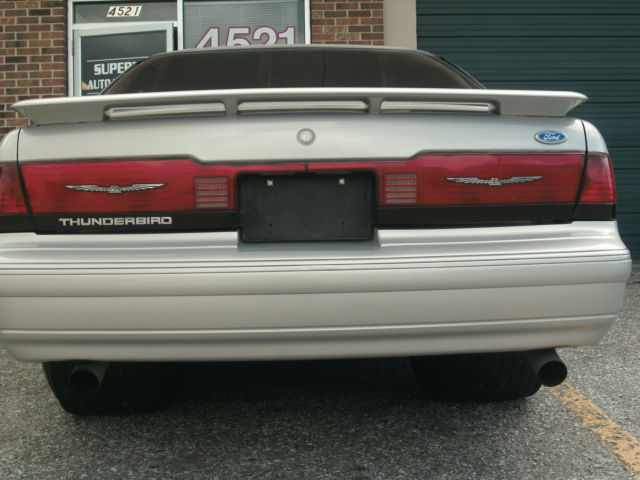 1991 Ford Thunderbird Base - photo 6