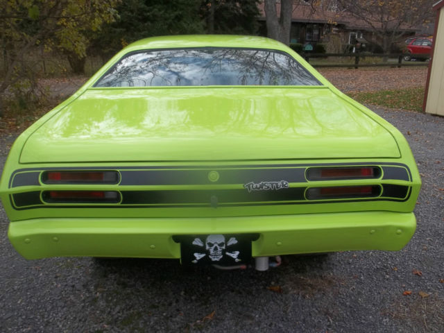 1970 Plymouth Duster - photo 2