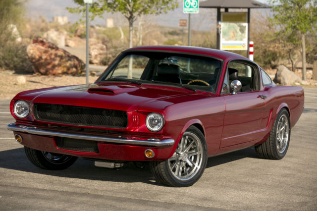 1966 Ford Mustang PRO-TOURING FASTBACK GT HIGHLY MODIFIED 600HP+ - photo 2
