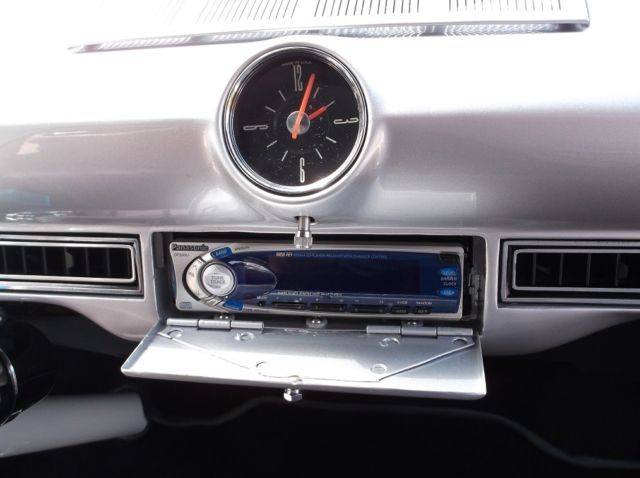 1950 Ford Deluxe Crestliner - photo 13