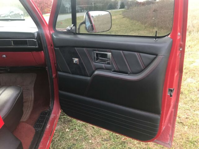1986 Chevrolet C-10 - photo 6