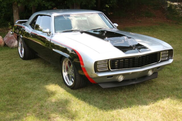 PRO TOURING RESTO MOD SUPERCHARGED LT4 COUPE CAMARO 1969 Chevrolet Camaro