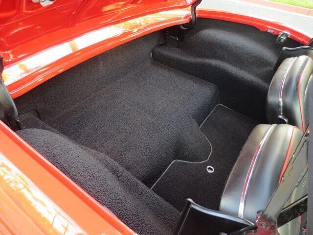1967 Chevrolet Corvette Convertible - photo 11
