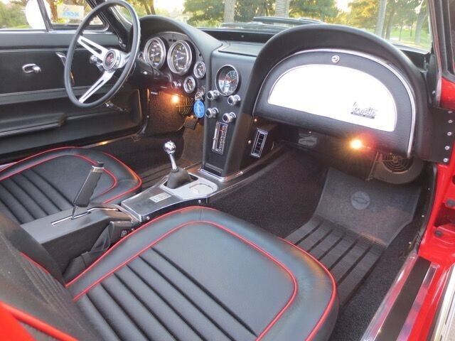 1967 Chevrolet Corvette Convertible - photo 13