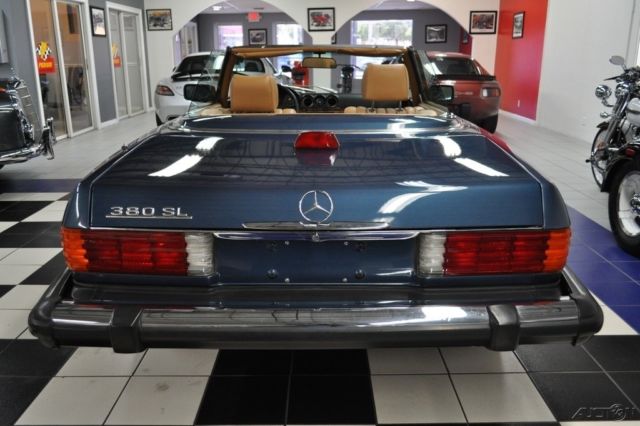 1984 Mercedes-Benz SL-Class 380sl - ONLY 40K MILES - ABSOLUTELY GORGEOUS !! - photo 10