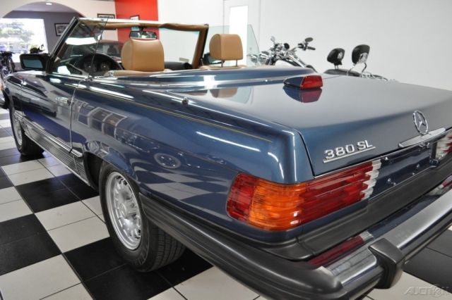1984 Mercedes-Benz SL-Class 380sl - ONLY 40K MILES - ABSOLUTELY GORGEOUS !! - photo 9
