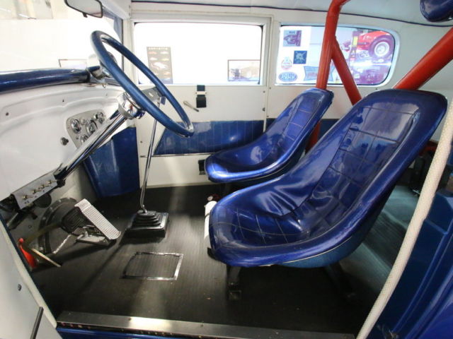 1930 Chevrolet Sedan - photo 3