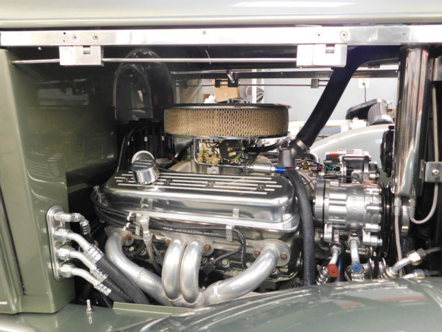 1932 Chevrolet VICTORIA 5-PASSENGER STREET ROD, 350, 700R4, ALL STEEL - photo 9