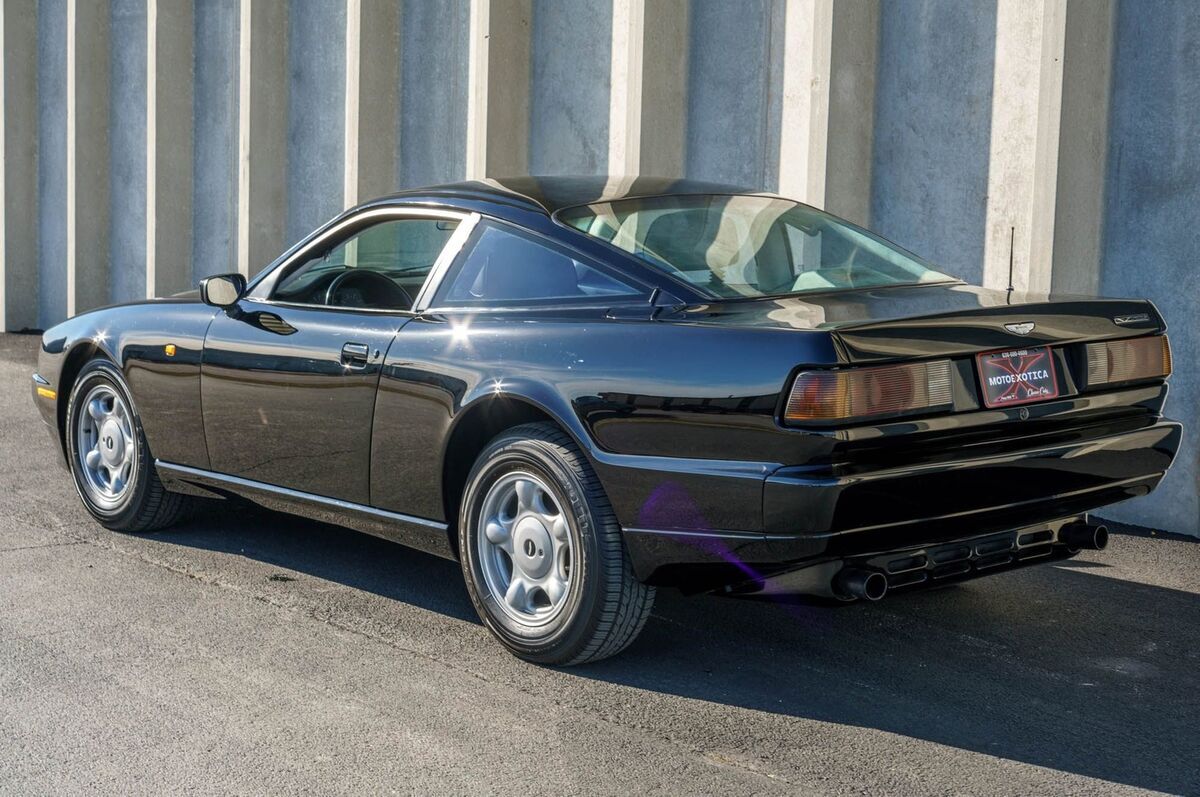 1992 Aston Martin Virage Coupe - photo 6
