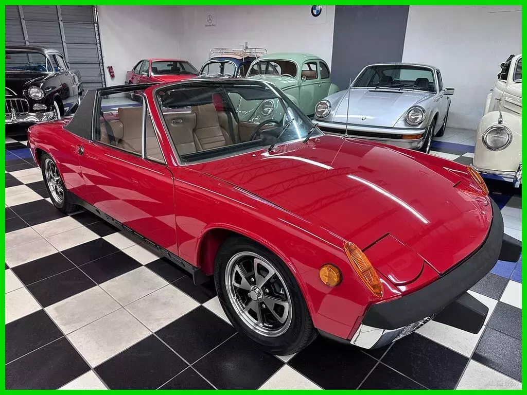 PROFESSIONALY RESTORED 1973 Porsche 914 PROBABLY THE NICEST 914 IN THE MARKET!