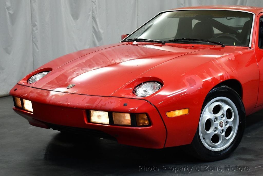 1982 Porsche 928 - photo 2
