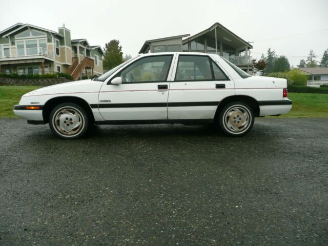 1992 Chevrolet Corsica LT - photo 2