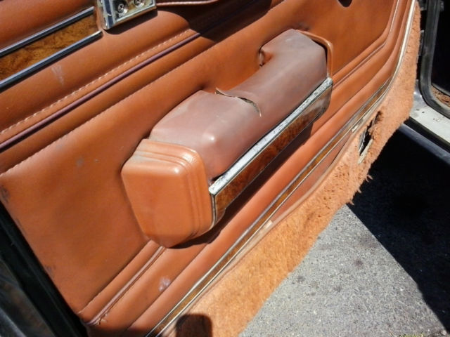 1984 Jeep Wagoneer 4-door - photo 10