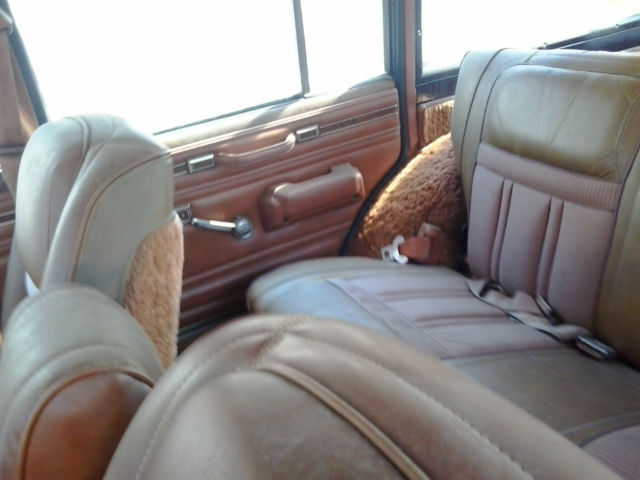 1984 Jeep Wagoneer 4-door - photo 12