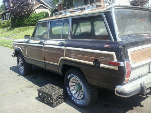 1984 Jeep Wagoneer 4-door - photo 3