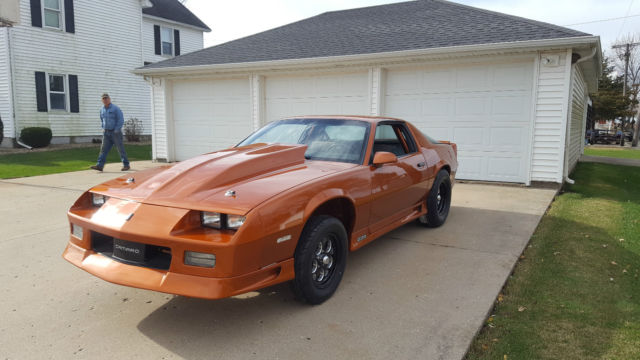1992 Chevrolet Camaro RS Coupe 2-Door - photo 6