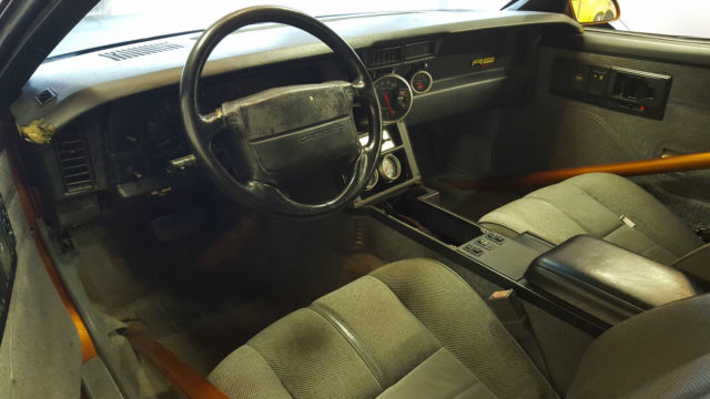 1992 Chevrolet Camaro - photo 10