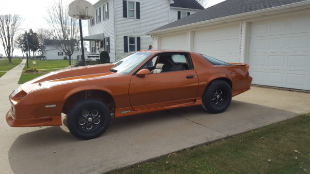 1992 Chevrolet Camaro - photo 5