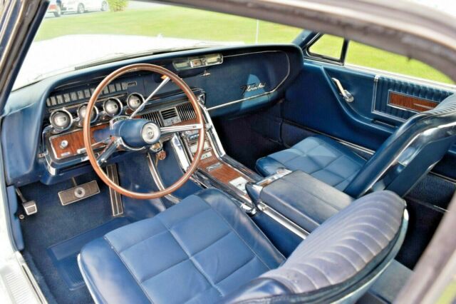 1966 Ford Thunderbird Town Landau Q-Code / 428ci in Diamond Blue - photo 11