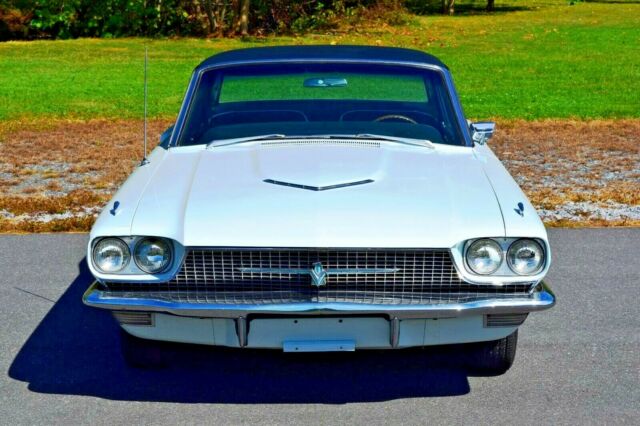 1966 Ford Thunderbird Town Landau Q-Code / 428ci in Diamond Blue - photo 5
