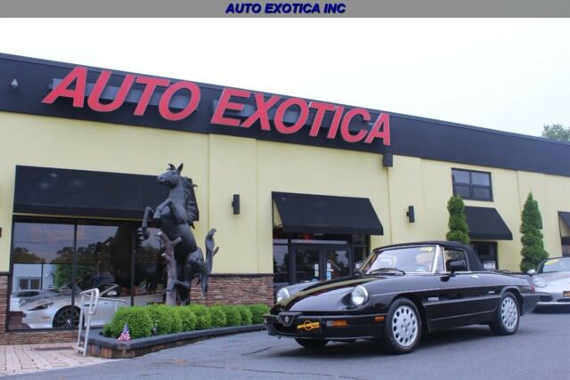 1987 Alfa Romeo Spider Quadrifoglio