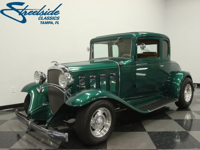 QUALITY ALL STEEL 32 5 WINDOW, STRONG 350 V8, 700R4, COLD AC, IRS, 4 WHL DISCS!! 1932 Chevrolet 5 Window Coupe