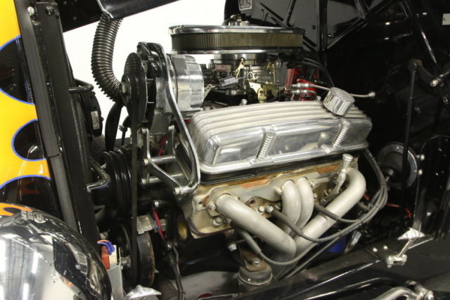 1932 Ford Roadster - photo 4