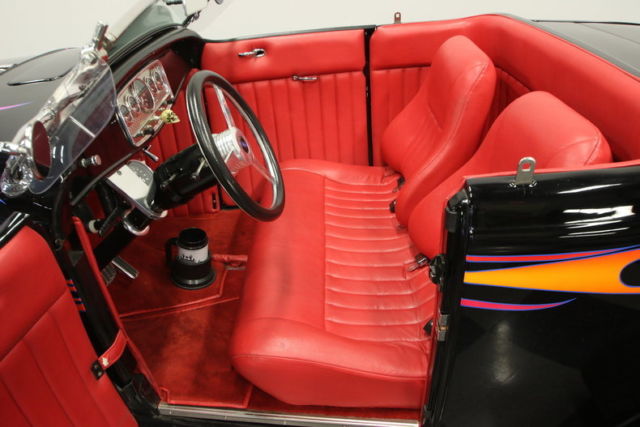 1932 Ford Roadster - photo 5