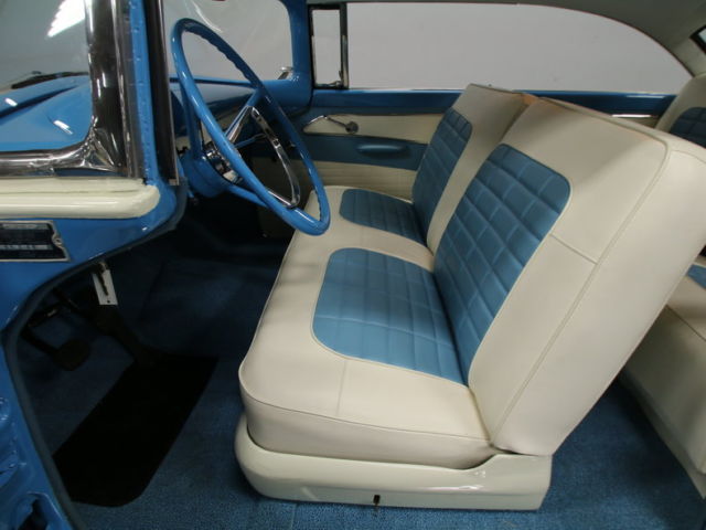 1956 Ford Fairlane Victoria - photo 4