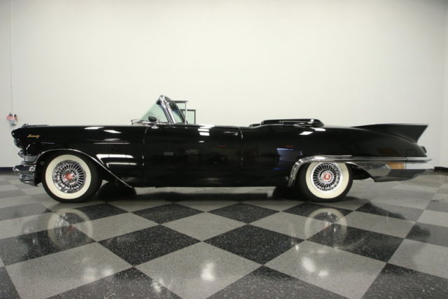 1957 Cadillac Eldorado Biarritz Convertible - photo 3