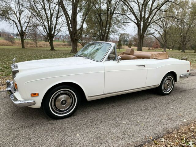 1971 Rolls-Royce Corniche - convertible by HJ Mulliner Park-Ward - photo 4