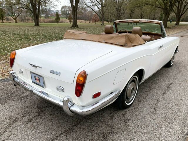 1971 Rolls-Royce Corniche - convertible by HJ Mulliner Park-Ward - photo 9