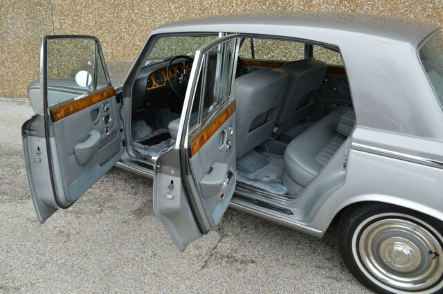 1969 Rolls-Royce Silver Shadow - standard saloon - photo 13