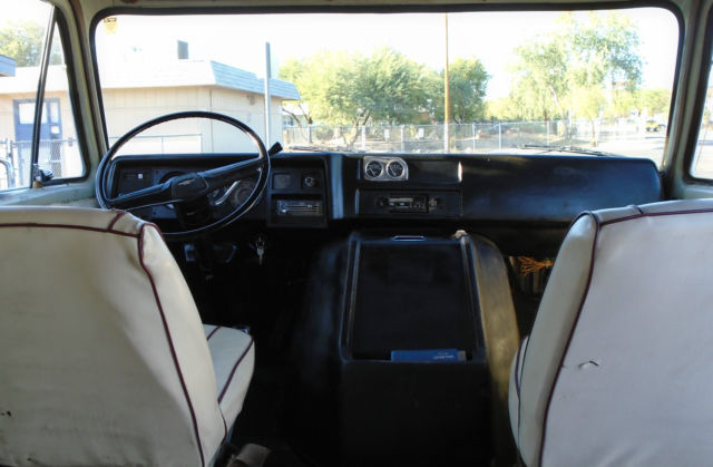 1974 Chevrolet G20 Van G20 CUSTOM SHORT WHEEL BASE - photo 7